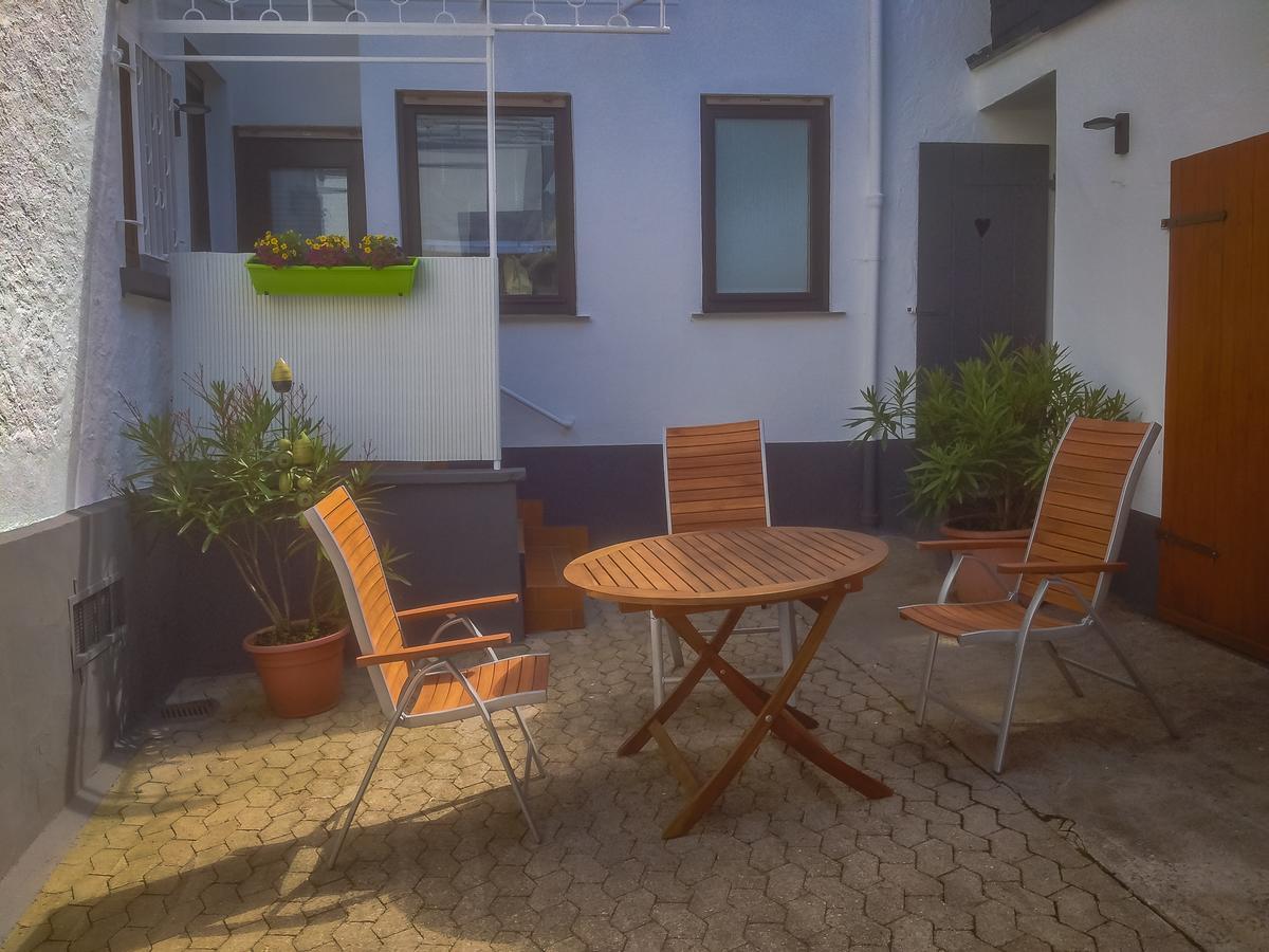 Ferienwohnungen Haus Am Wuerzlaysteig Lehmen ภายนอก รูปภาพ