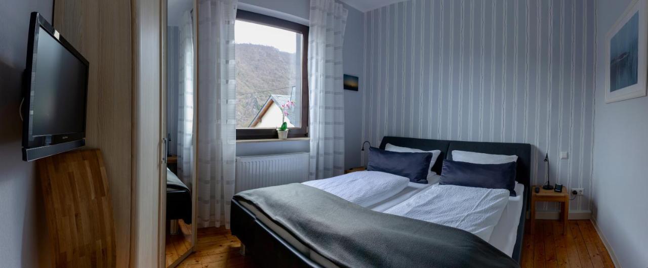 Ferienwohnungen Haus Am Wuerzlaysteig Lehmen ภายนอก รูปภาพ