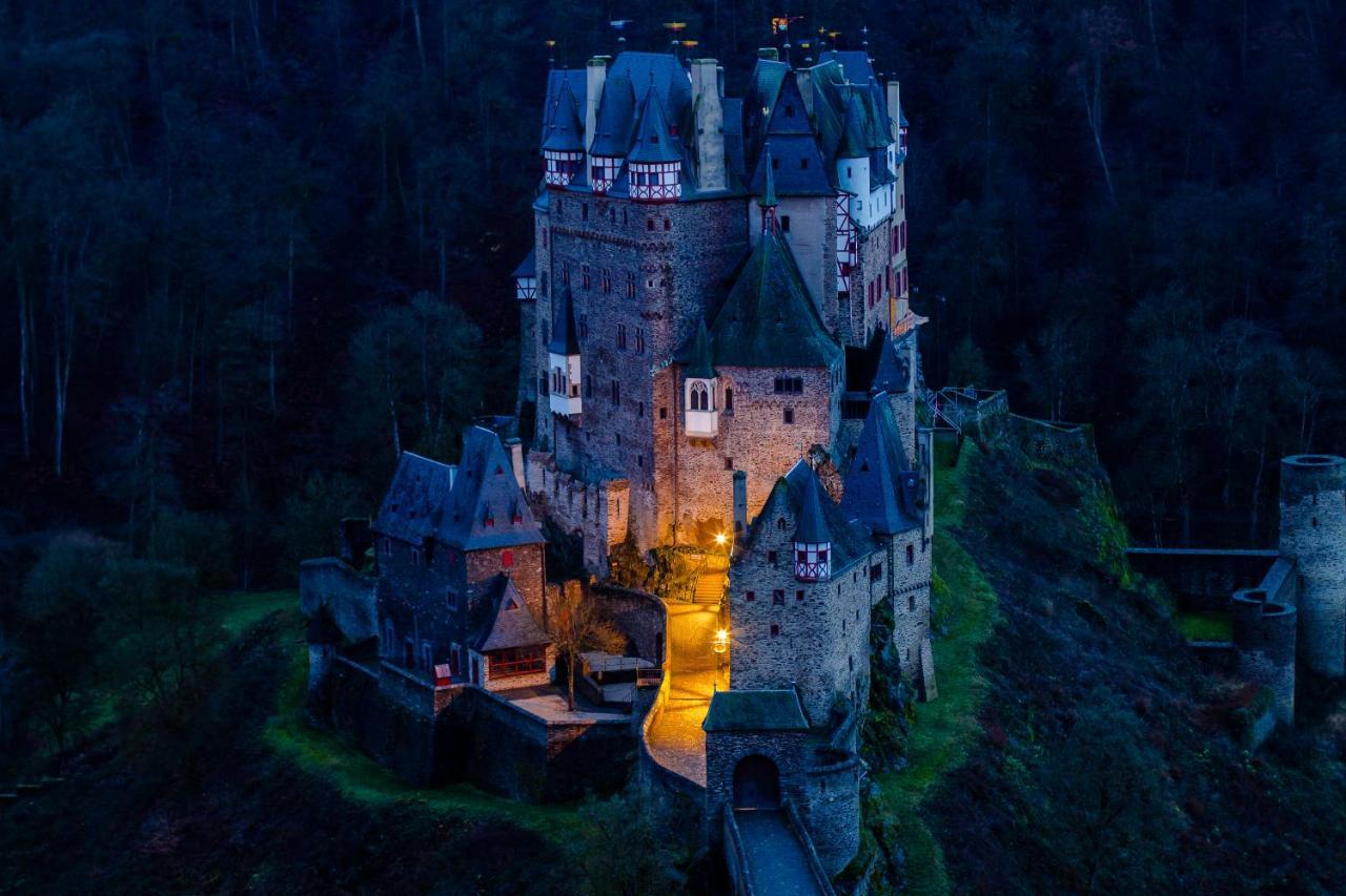 Ferienwohnungen Haus Am Wuerzlaysteig Lehmen ภายนอก รูปภาพ
